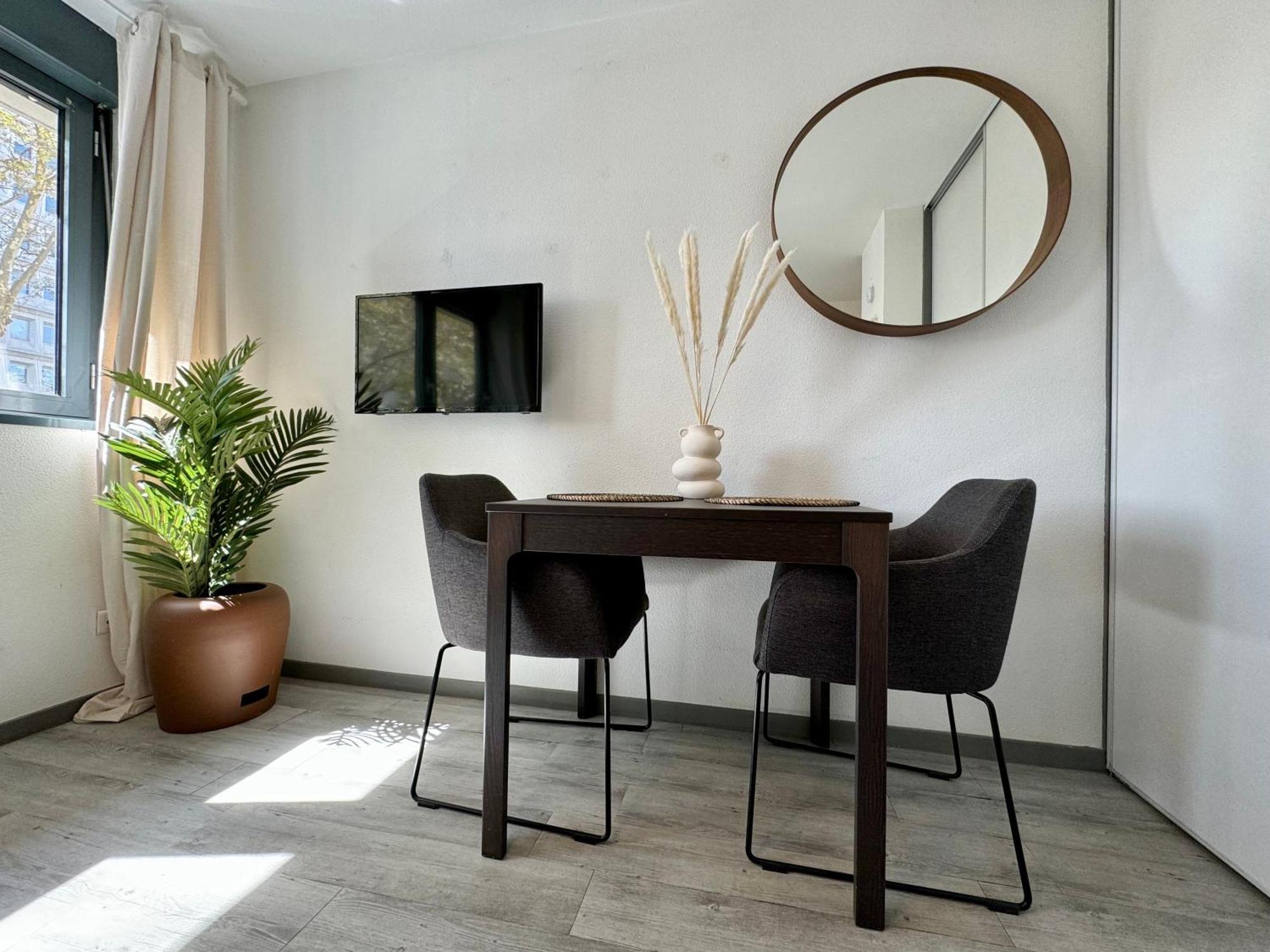 Suite Bahia ลียง ภายนอก รูปภาพ